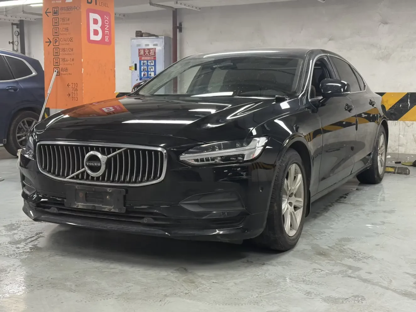 Volvo S90