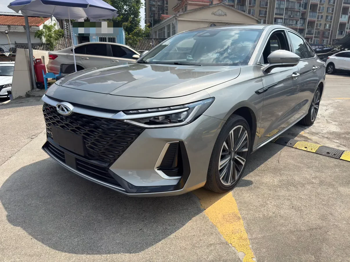 Chery Arrizo 8