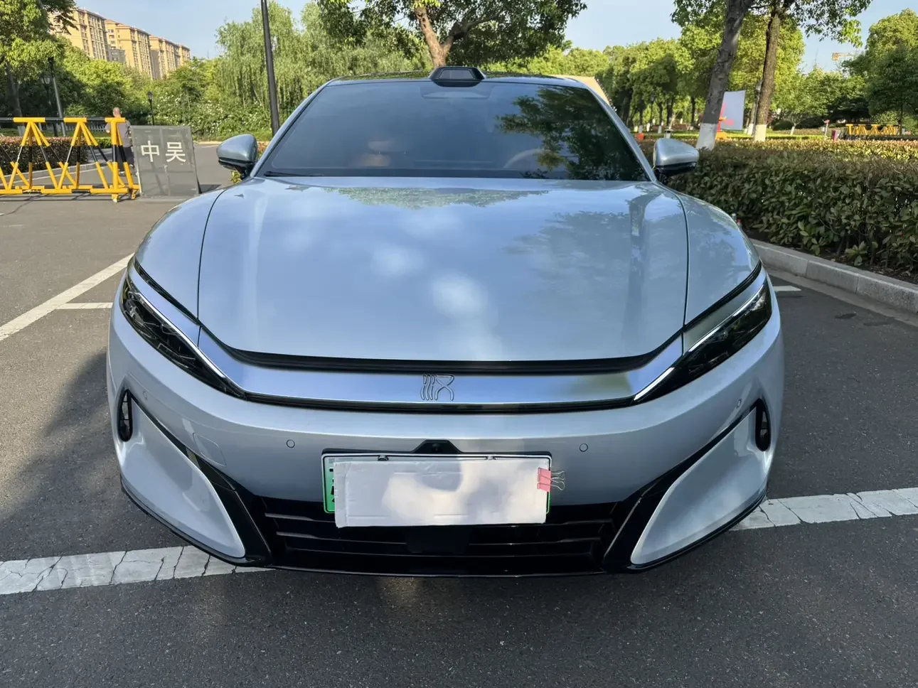 BYD Han L EV