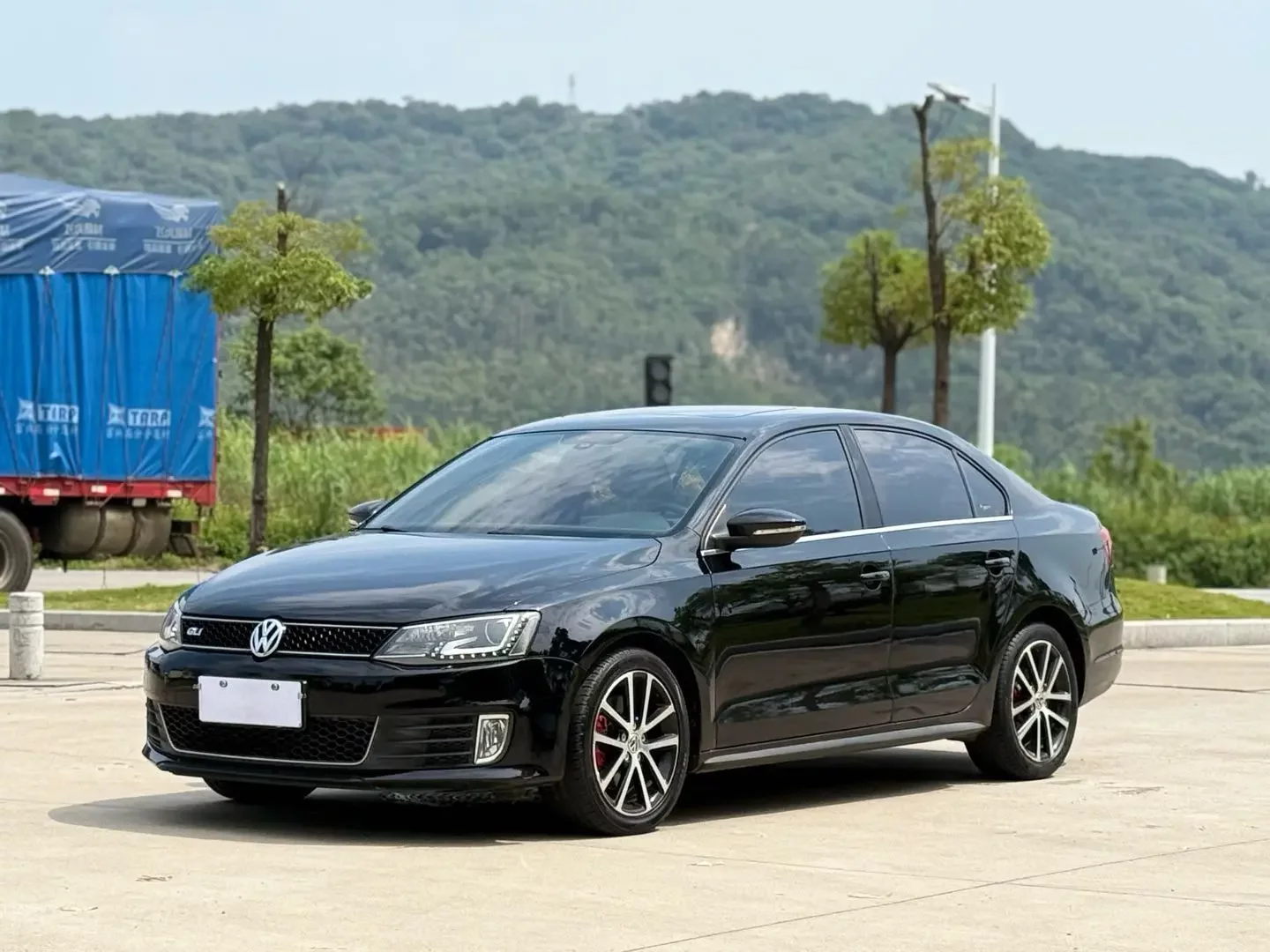 Volkswagen Sagitar