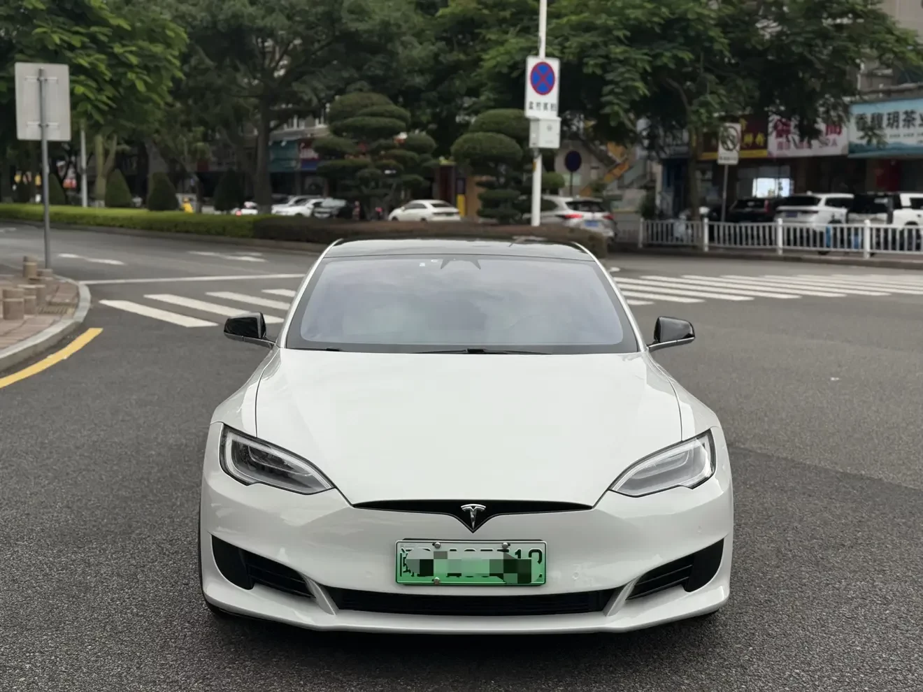 Tesla Model S