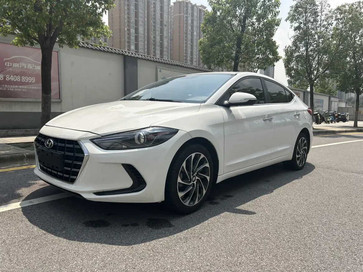 Hyundai lead