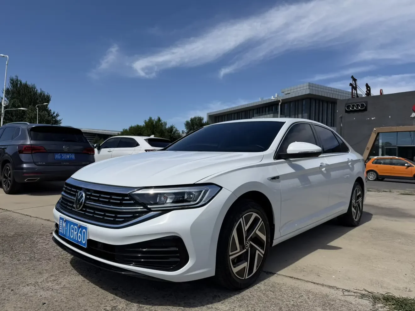 Volkswagen Sagitar