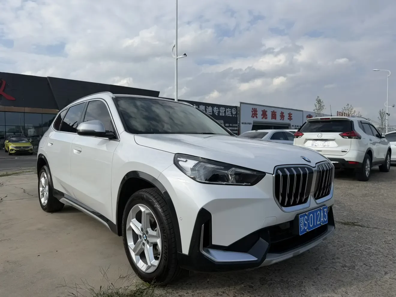 BMW X1