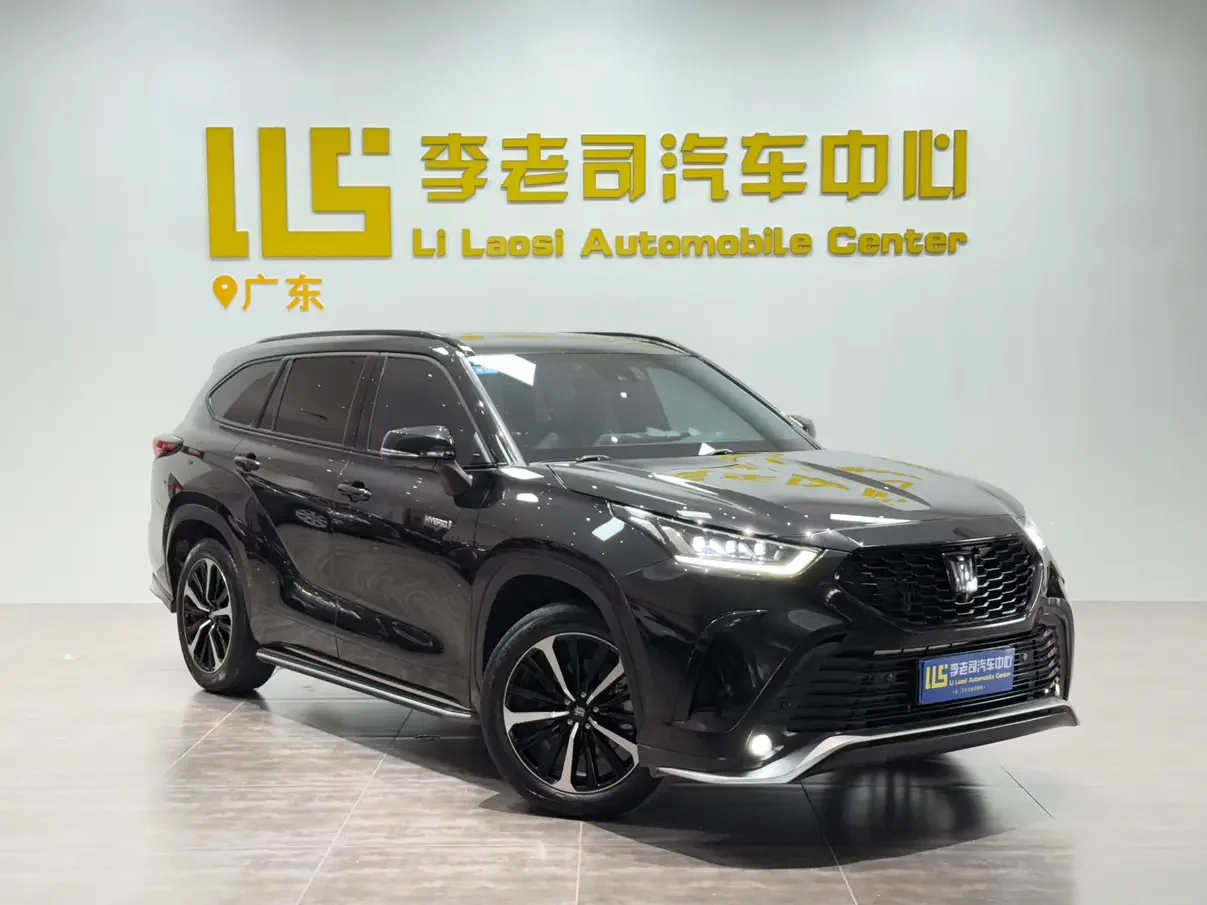 Toyota Crown Kluger