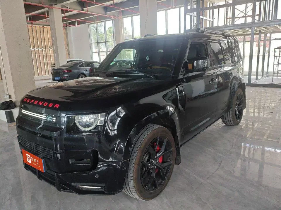 Land Rover guard