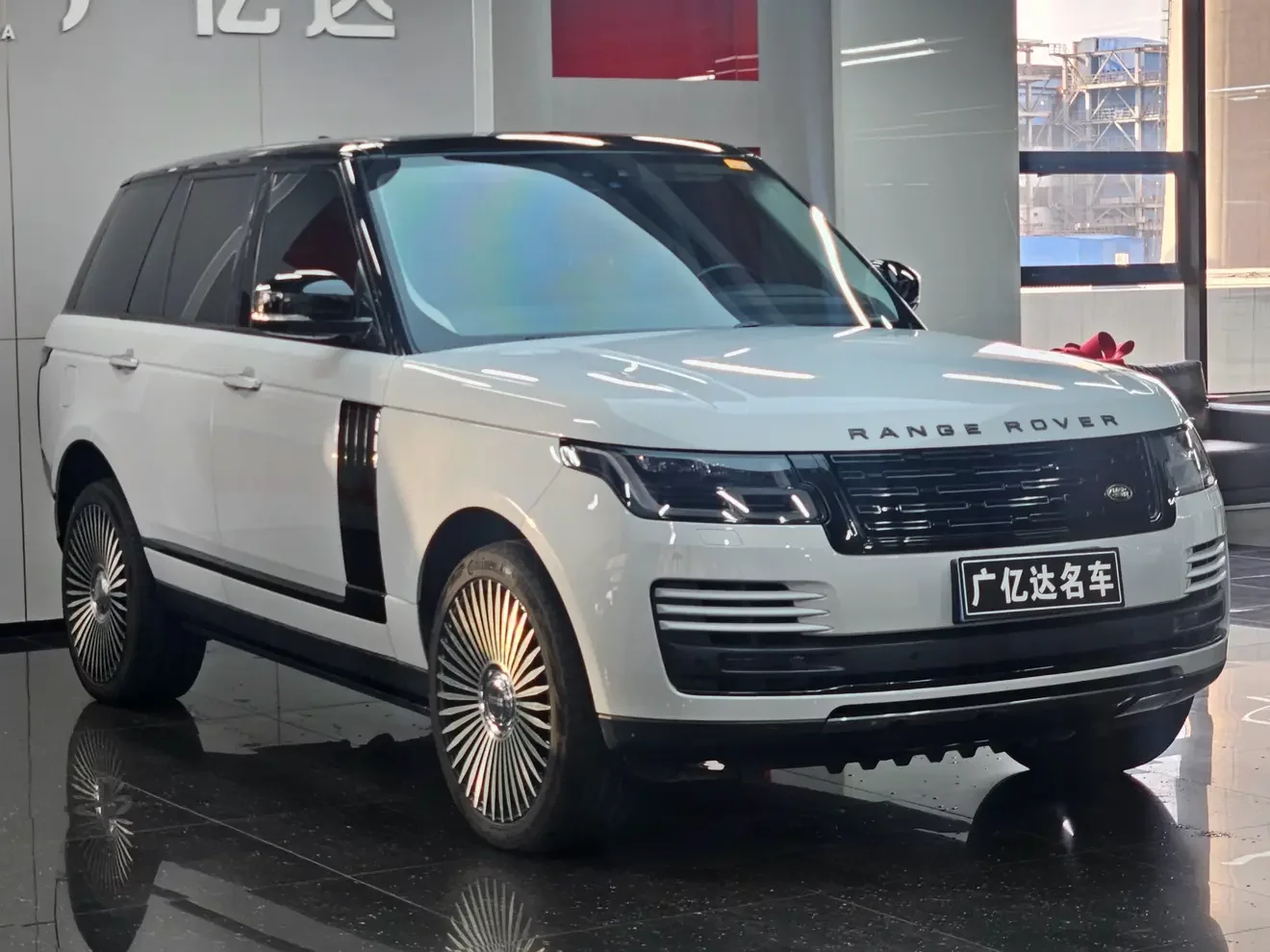 Land Rover range rover