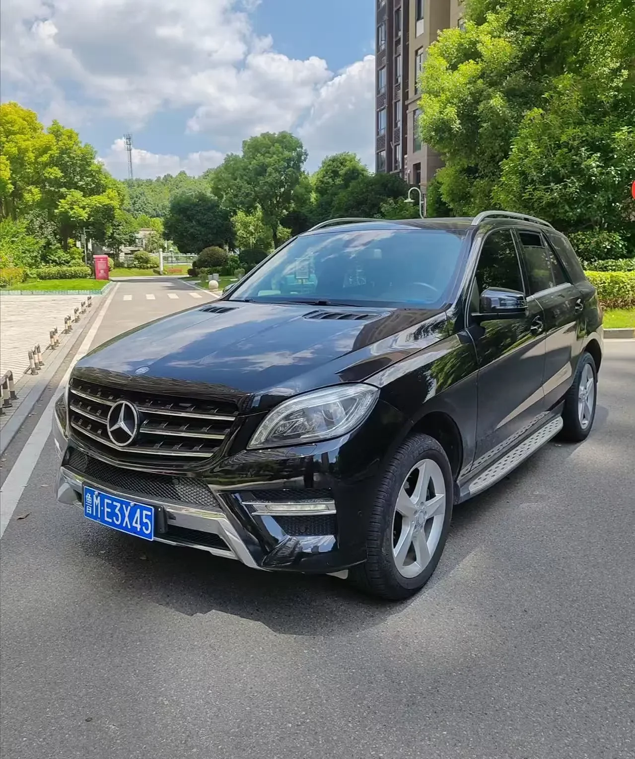 Mercedes-Benz M Class