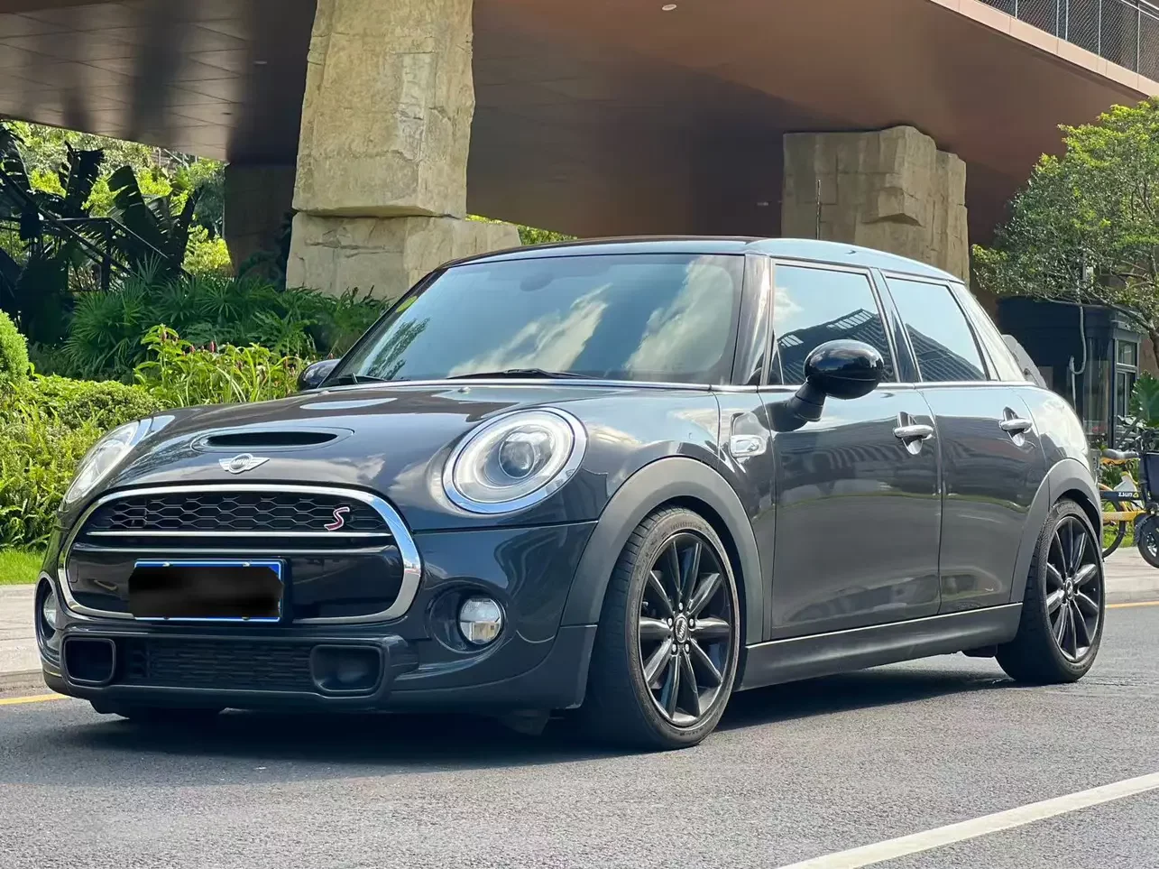 MINI 