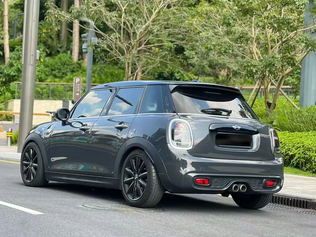 MINI MINI