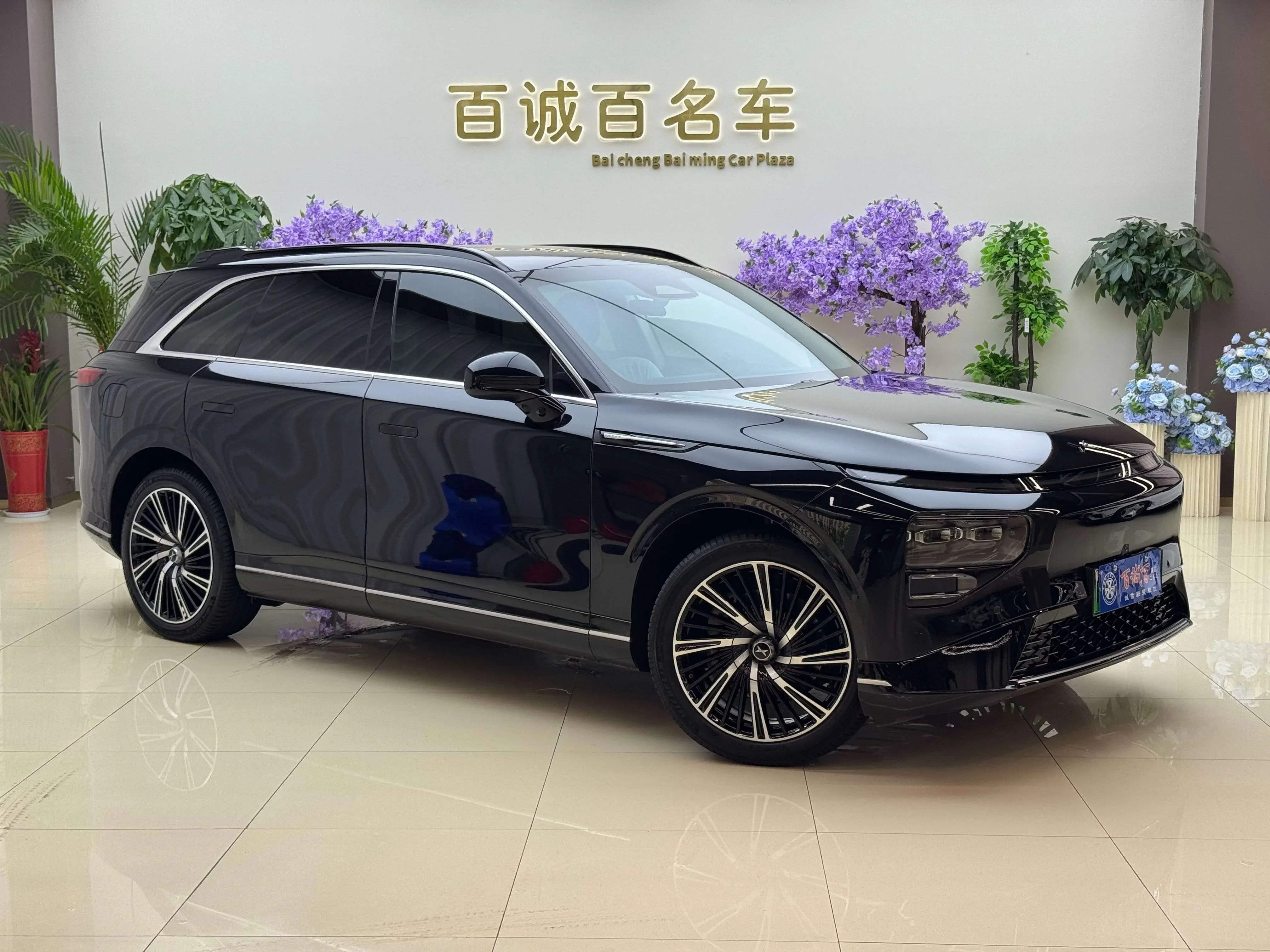 Xpeng G9