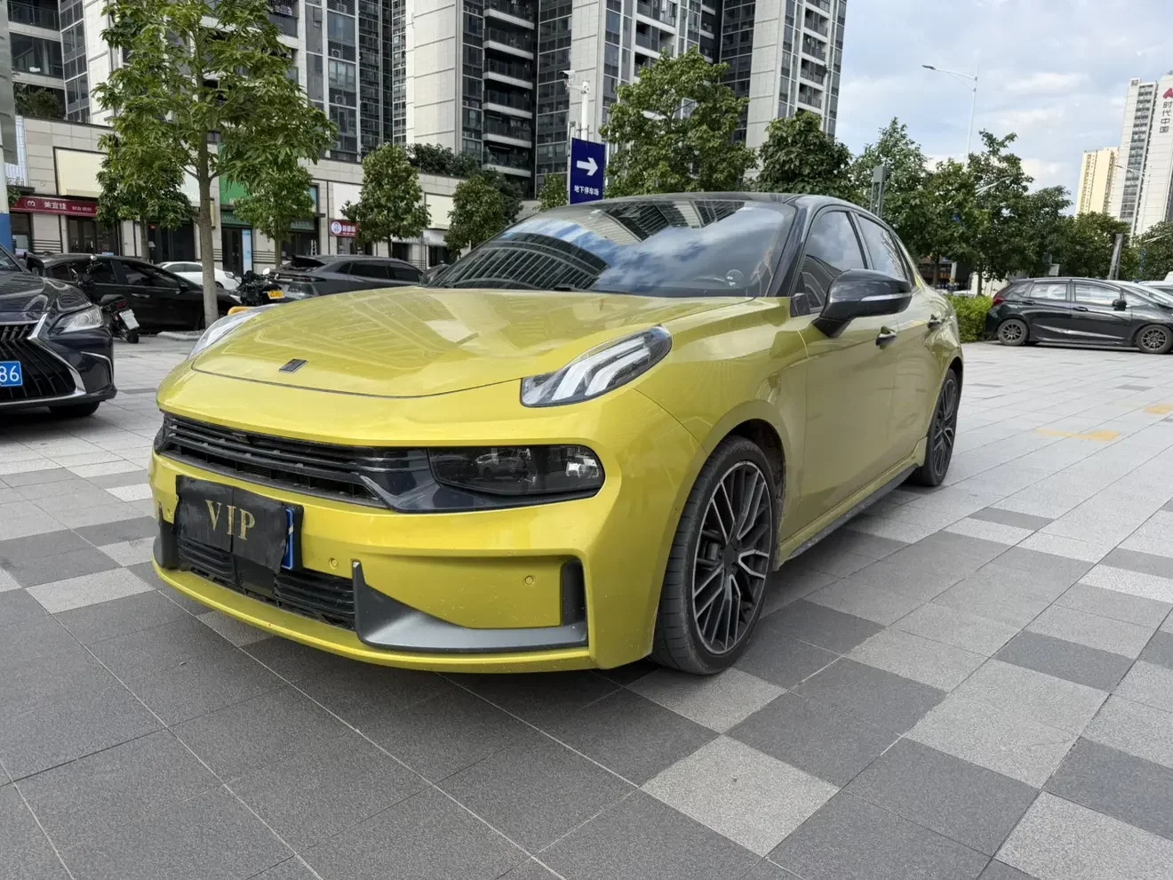Lynk & Co 03
