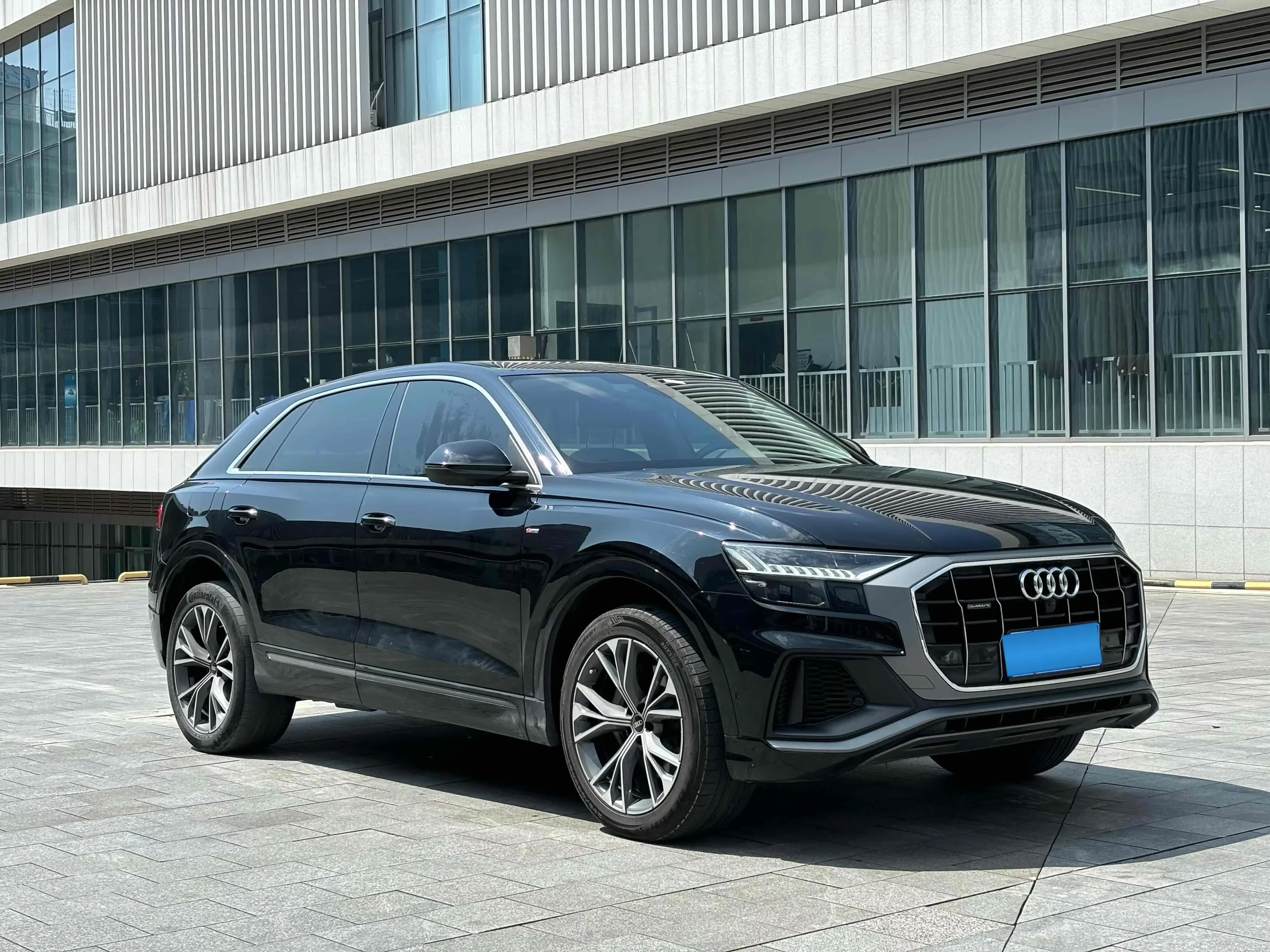 Audi Q8