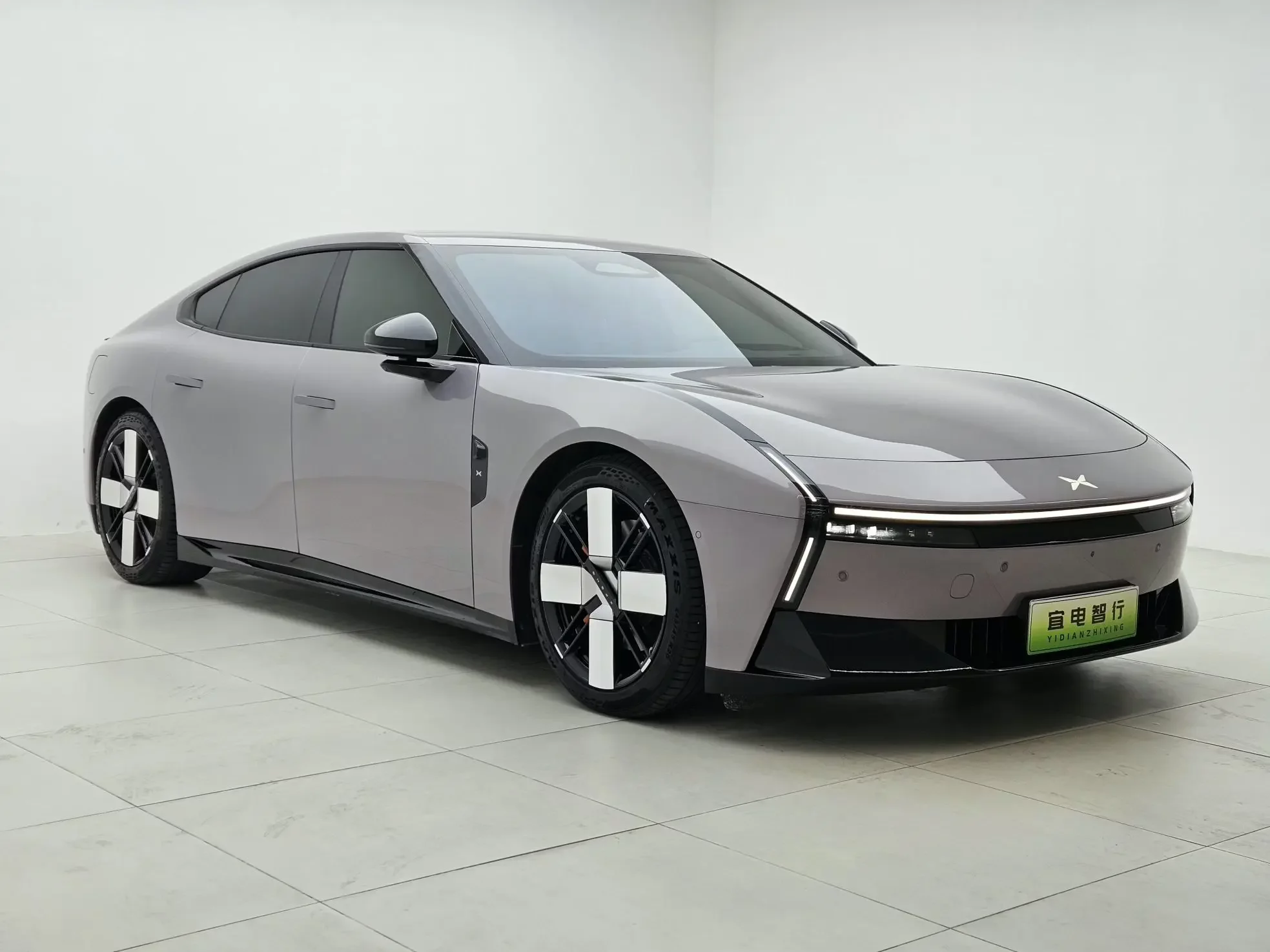 Xpeng P7