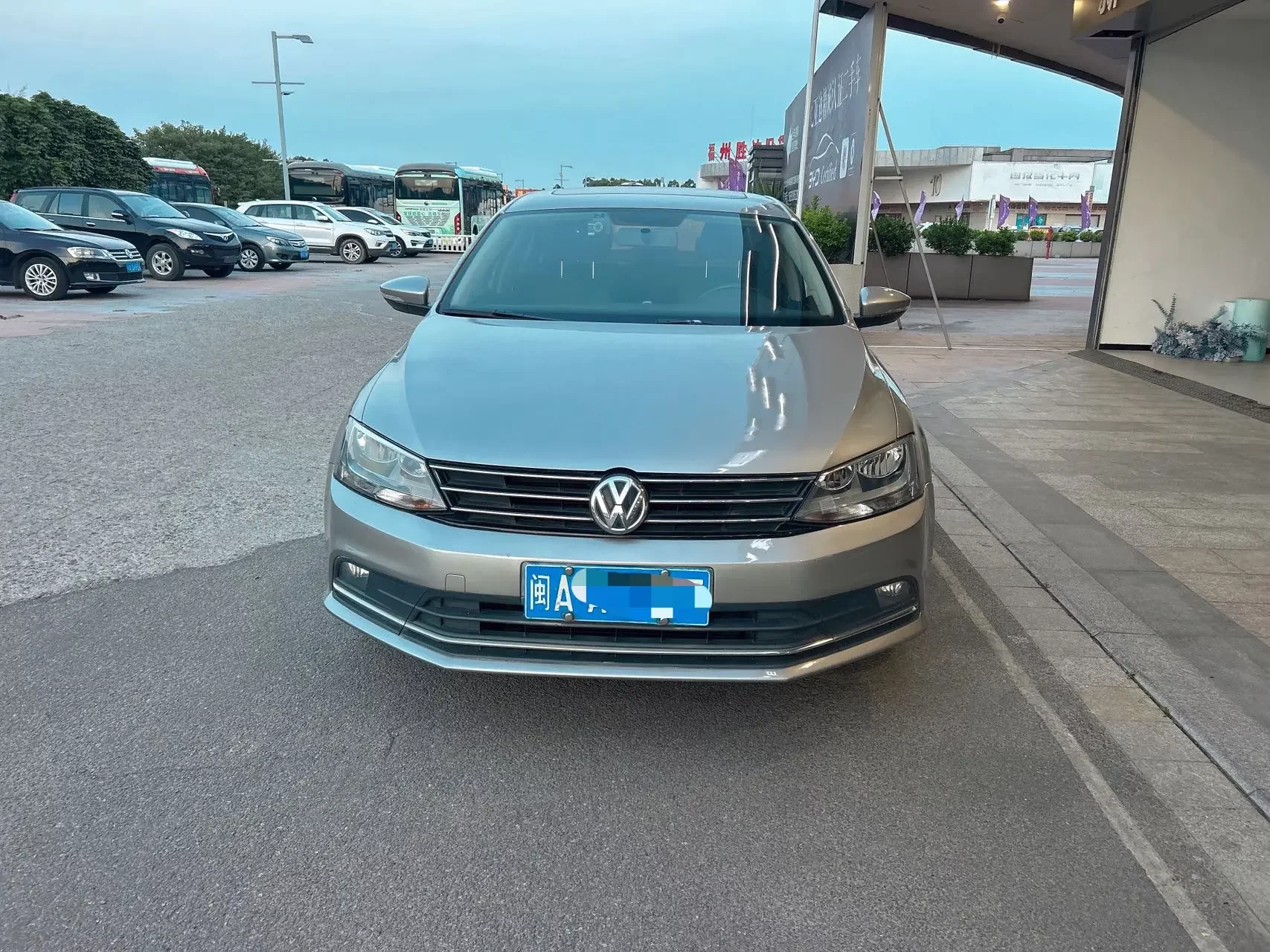 Volkswagen Sagitar