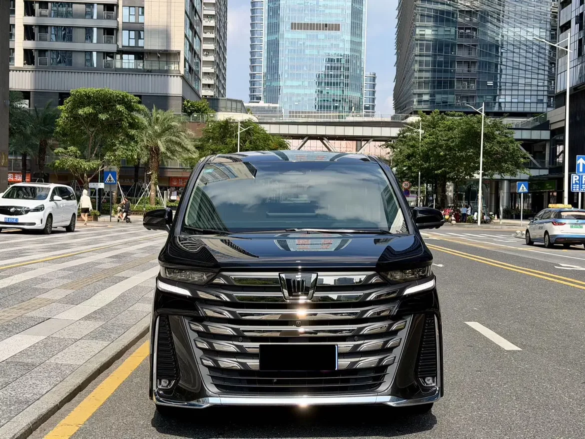 Toyota Crown Wellfire (Wilfa)