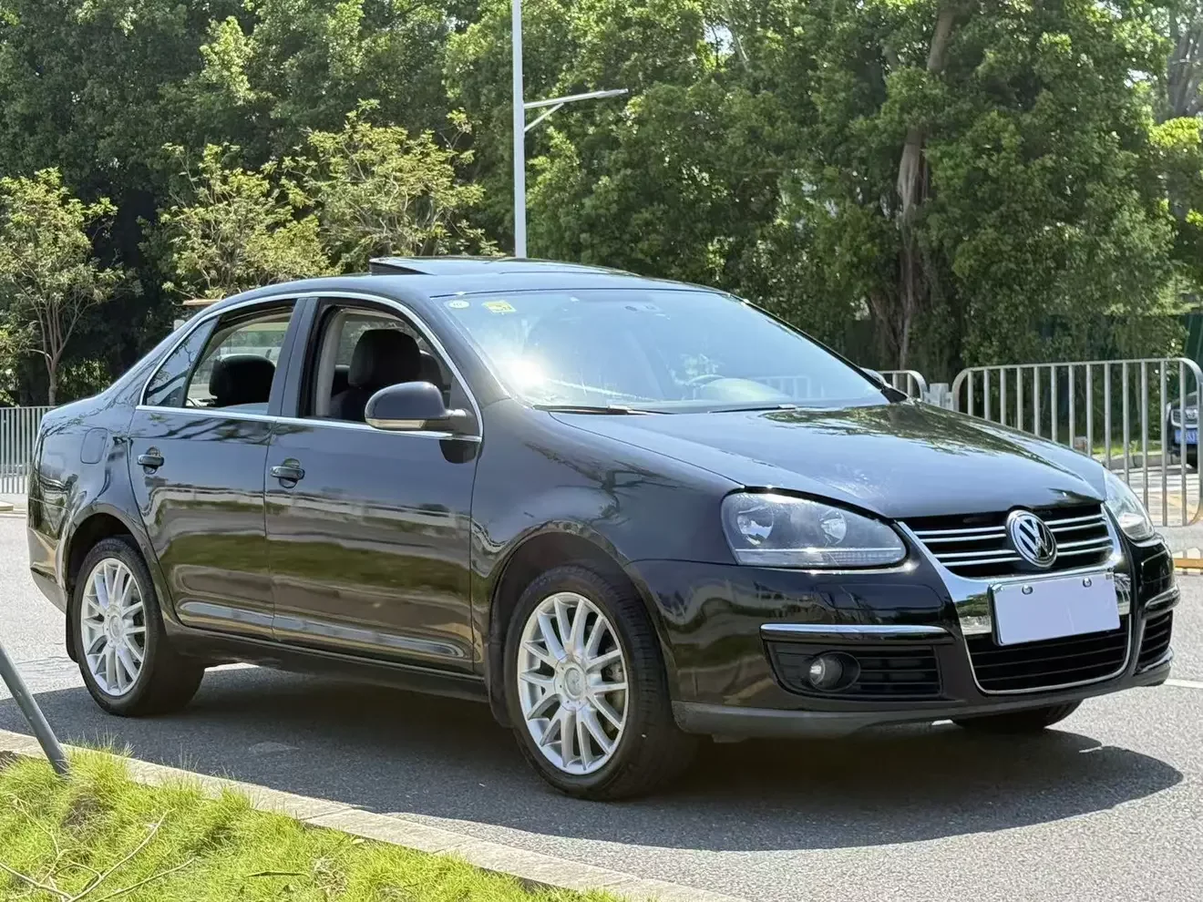 Volkswagen Sagitar