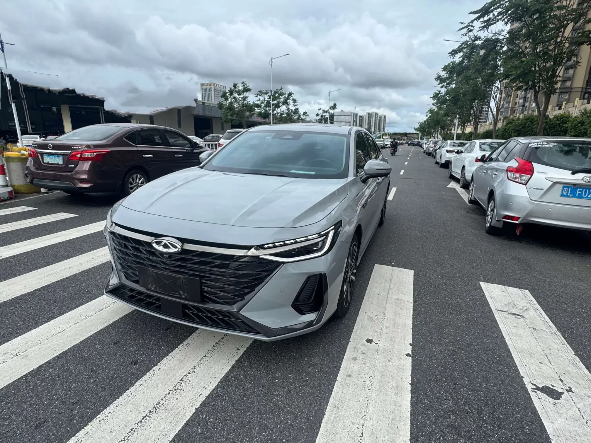 Chery Arrizo 8