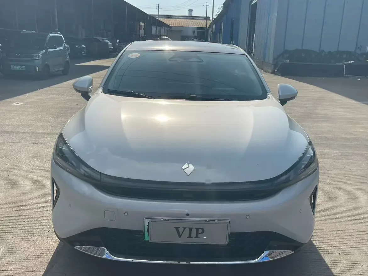 Baojun Enjoy PHEV