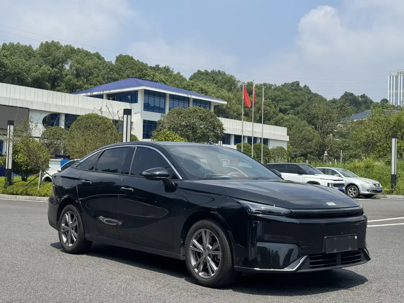 Geely Galaxy L6