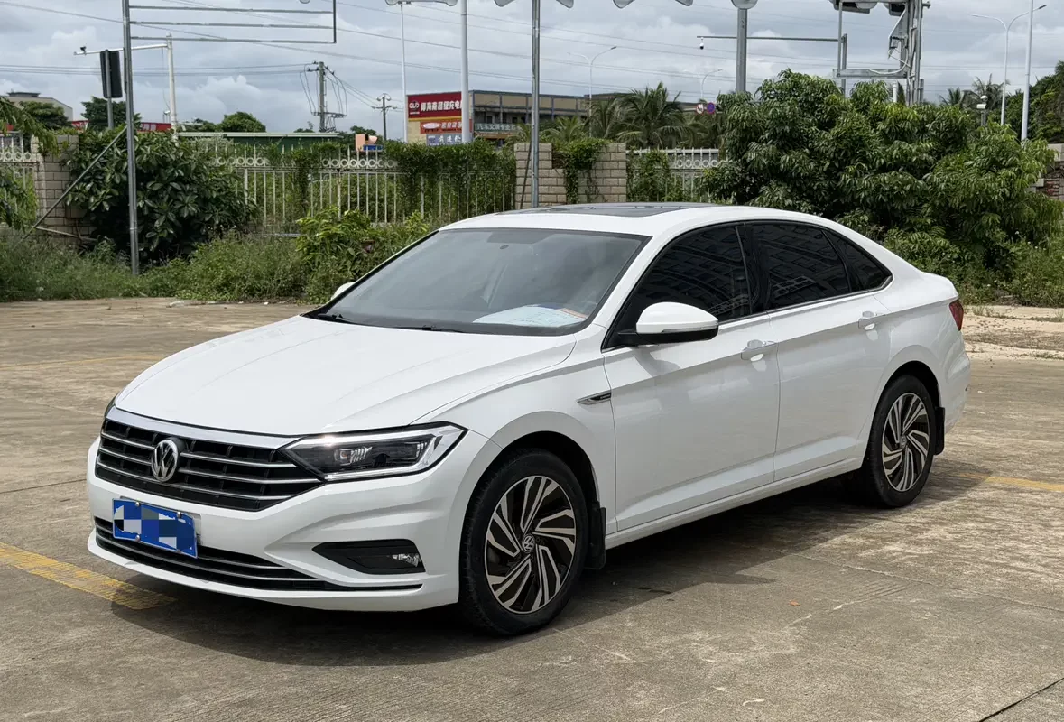 Volkswagen Sagitar