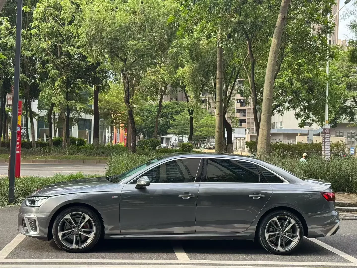 Audi A4L