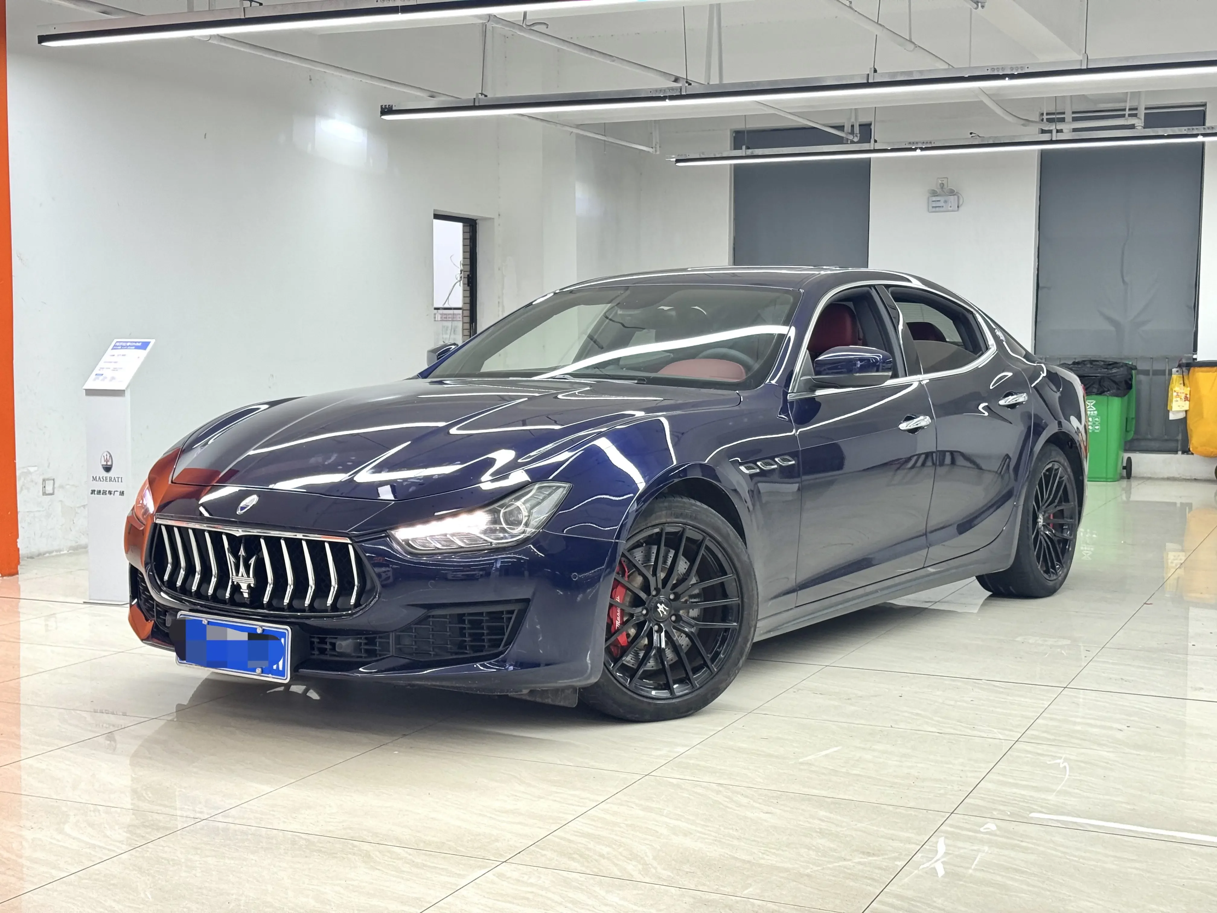 Maserati Ghibli