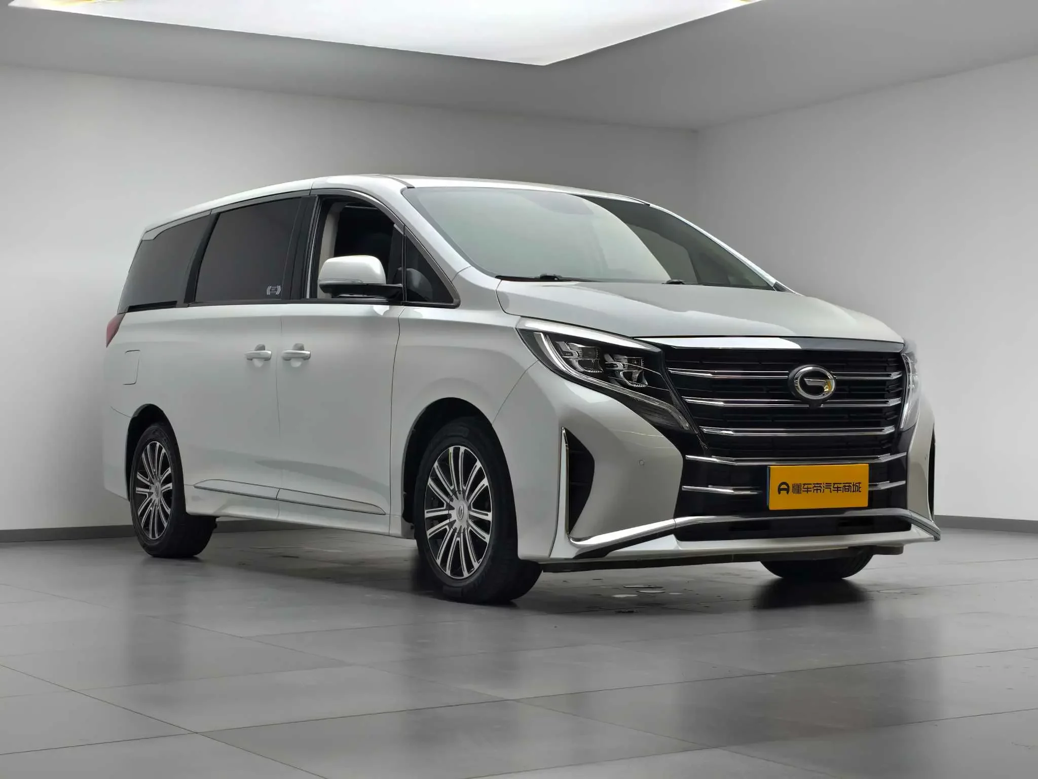 GAC Trumpchi M8