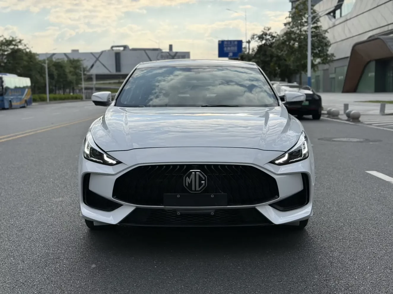 MG 5