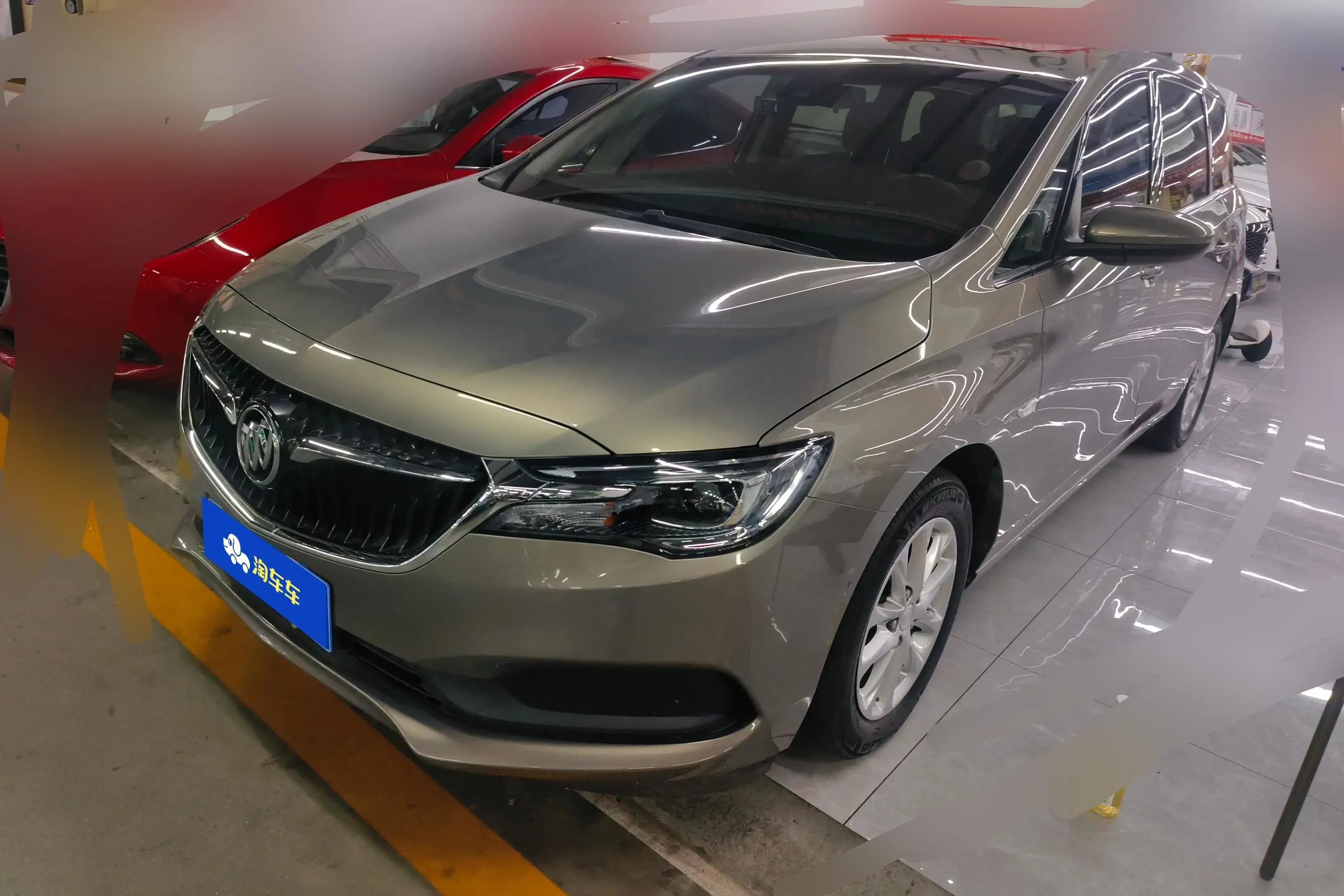 Buick GL6