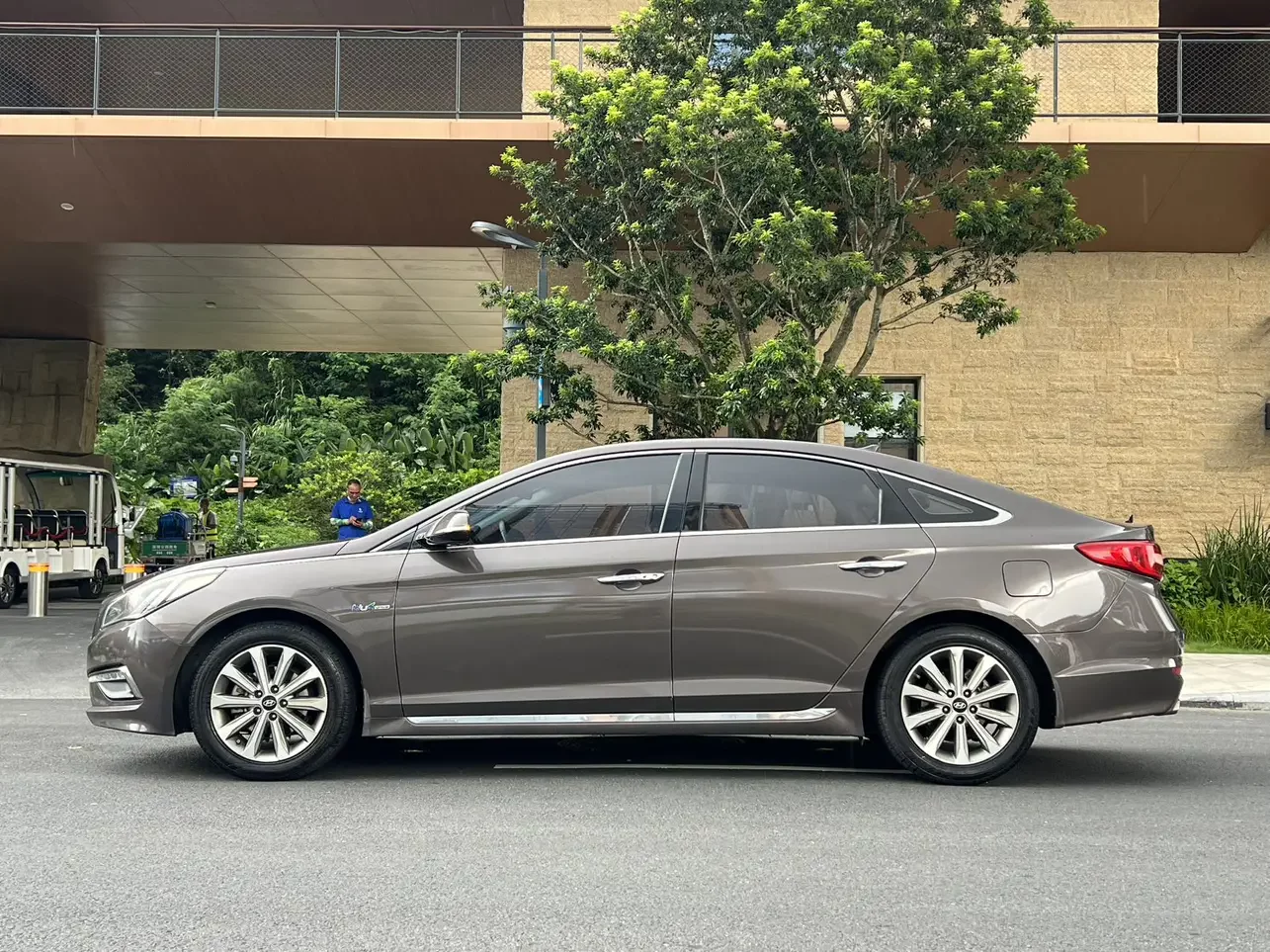 Hyundai sonata nine