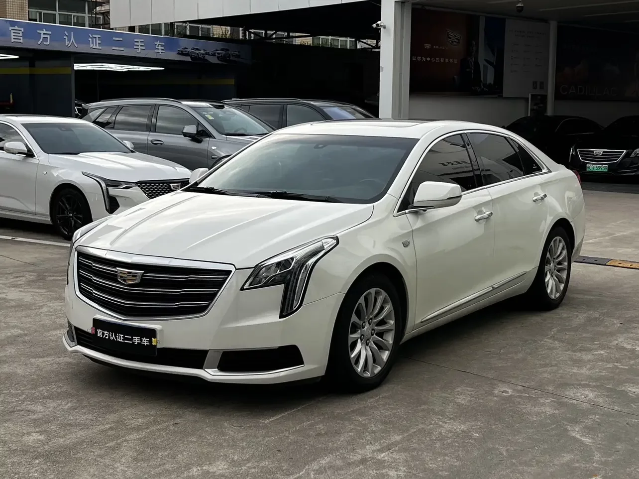 Cadillac XTS