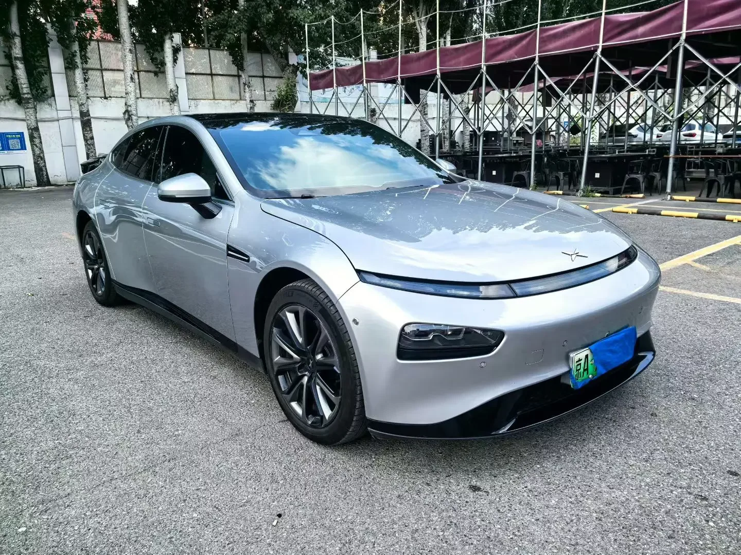 Xpeng P7