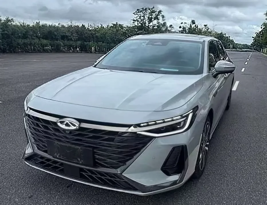 Chery Arrizo 8