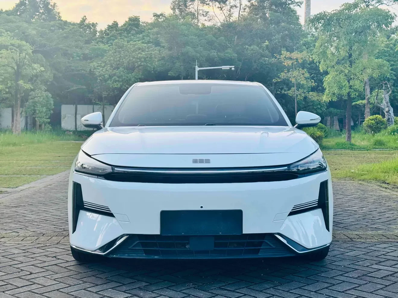 Geely Galaxy L6