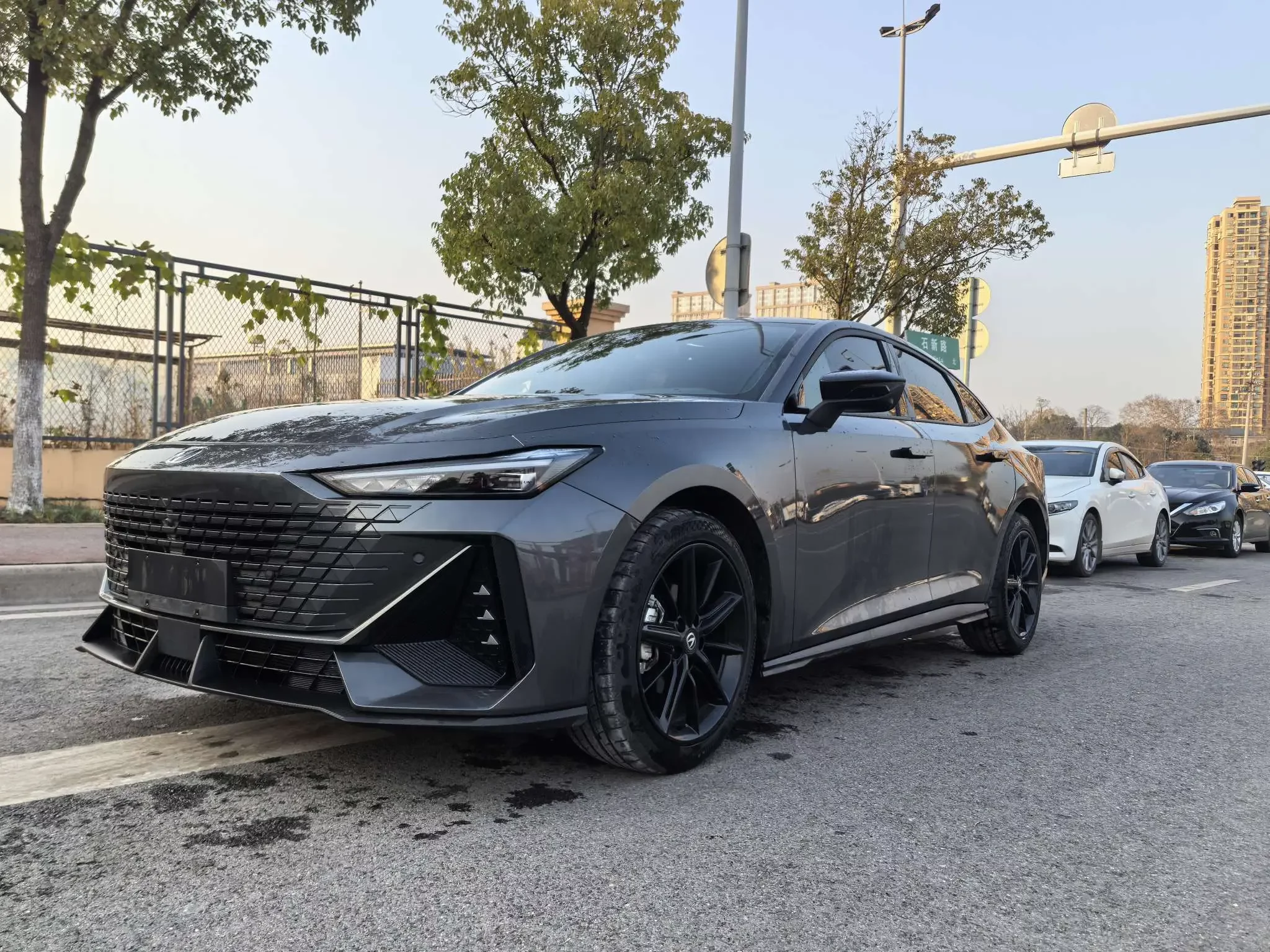 Changan UNI-V
