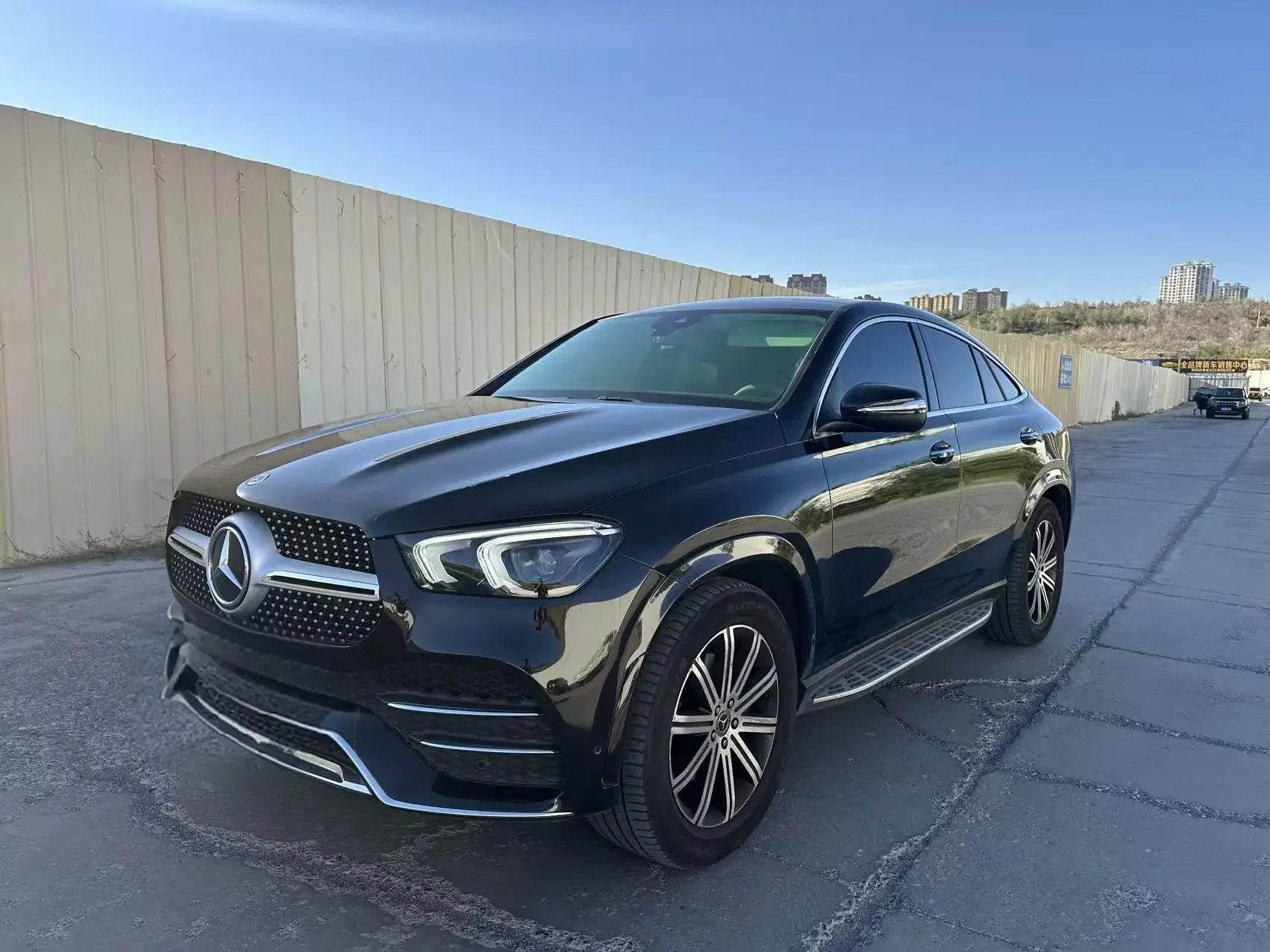 Mercedes-Benz GLE (Imported)