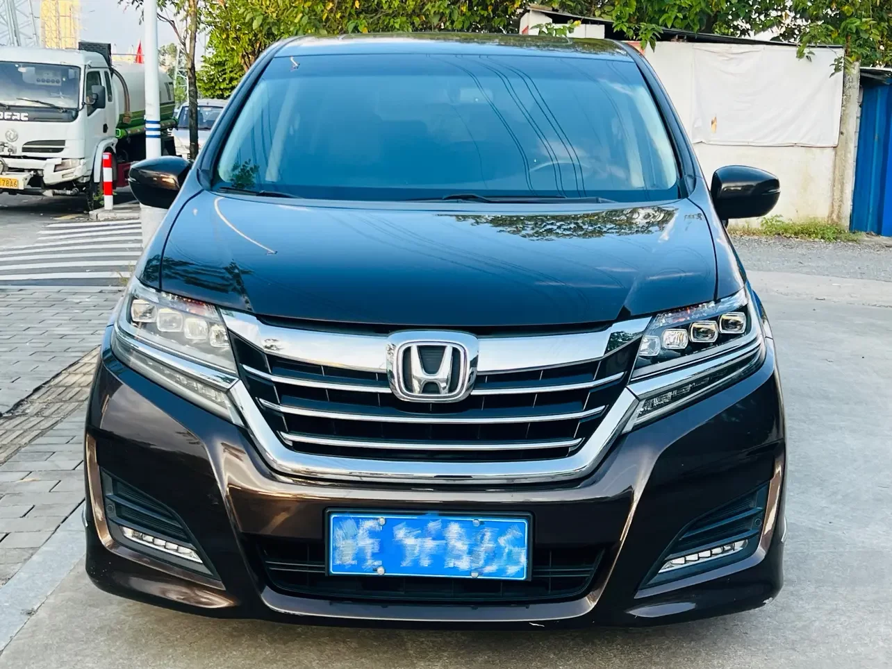 Honda Elysion (Alison)
