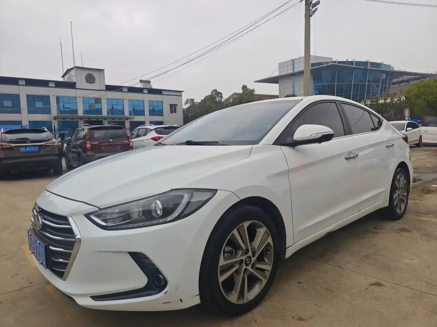 Hyundai lead