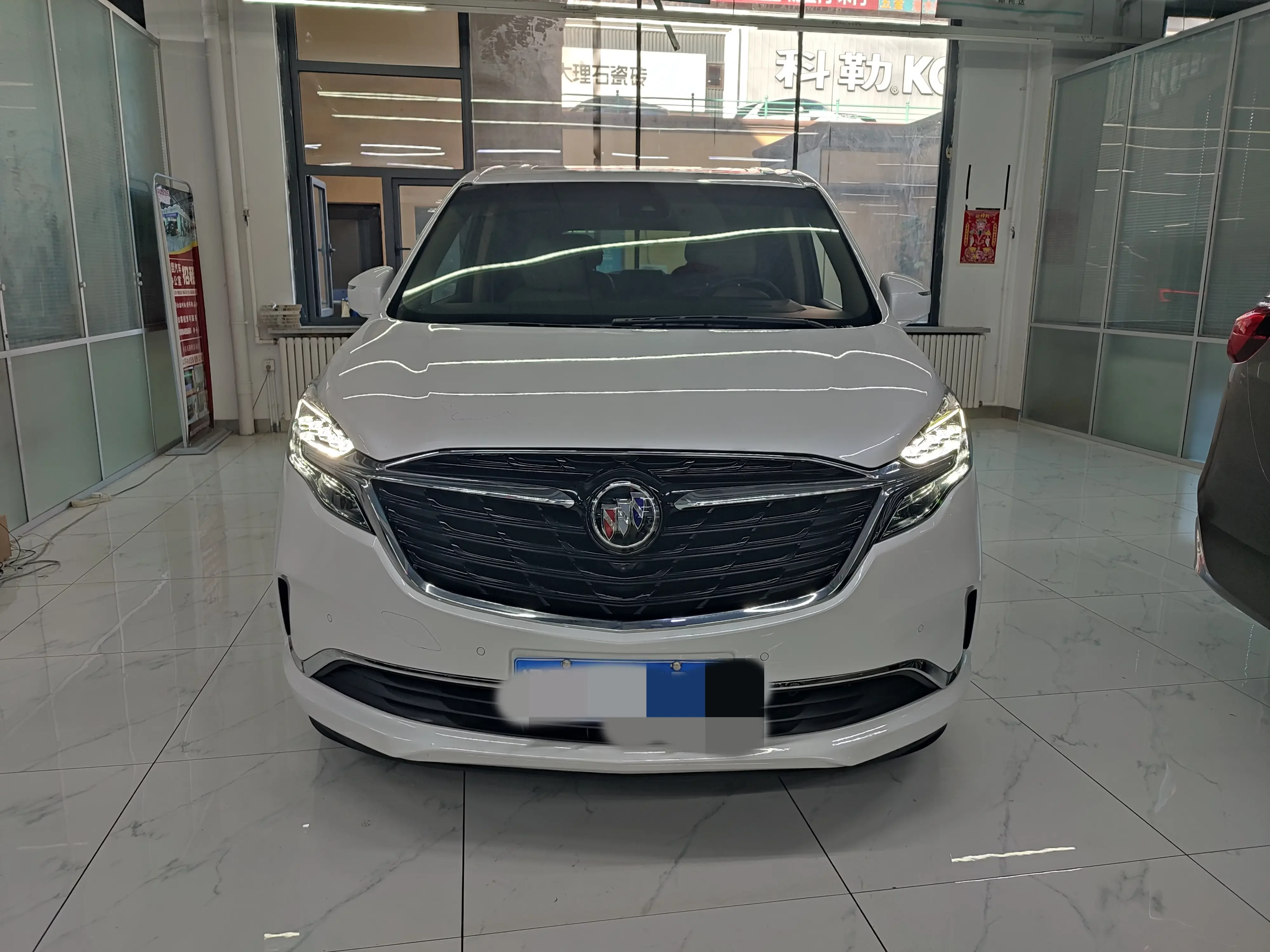 Buick GL8