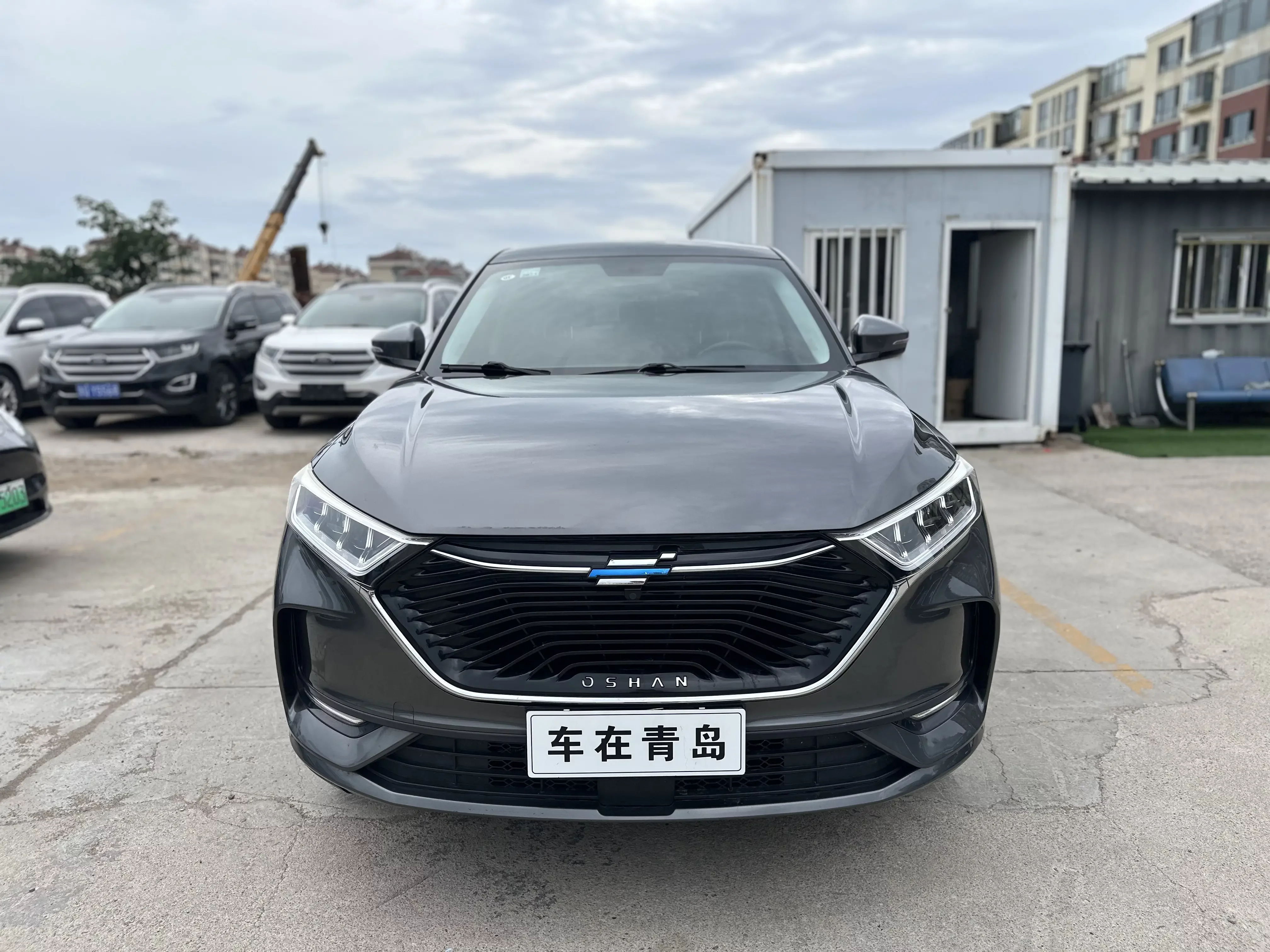 Oshan Changan Auchan X7