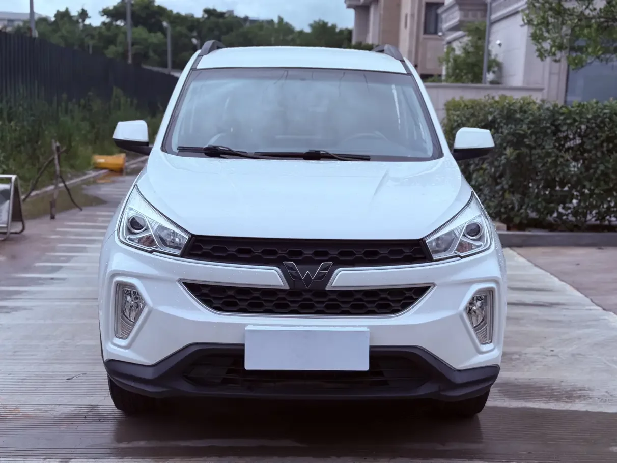 Wuling Hongguang S3