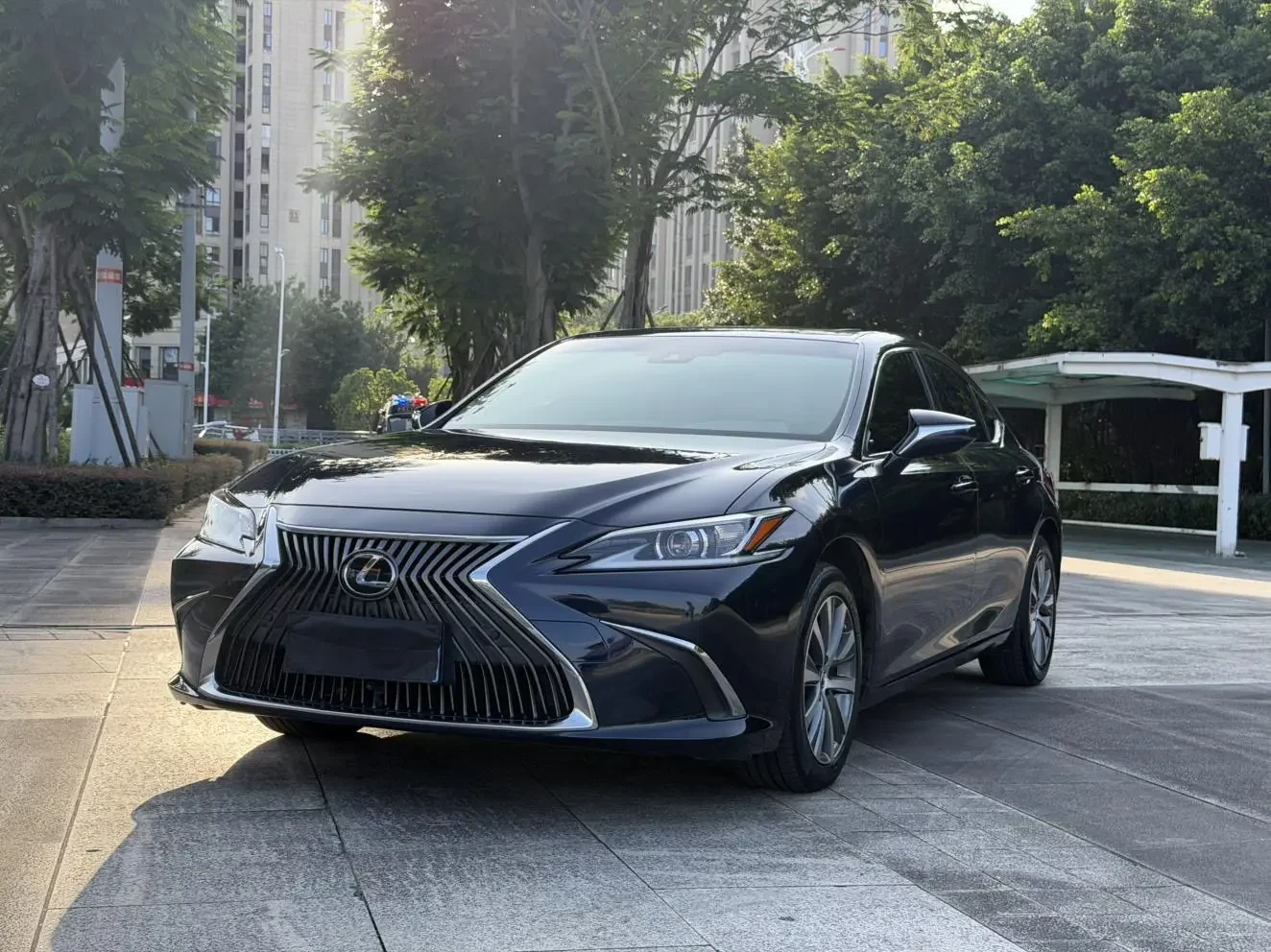 Lexus ES