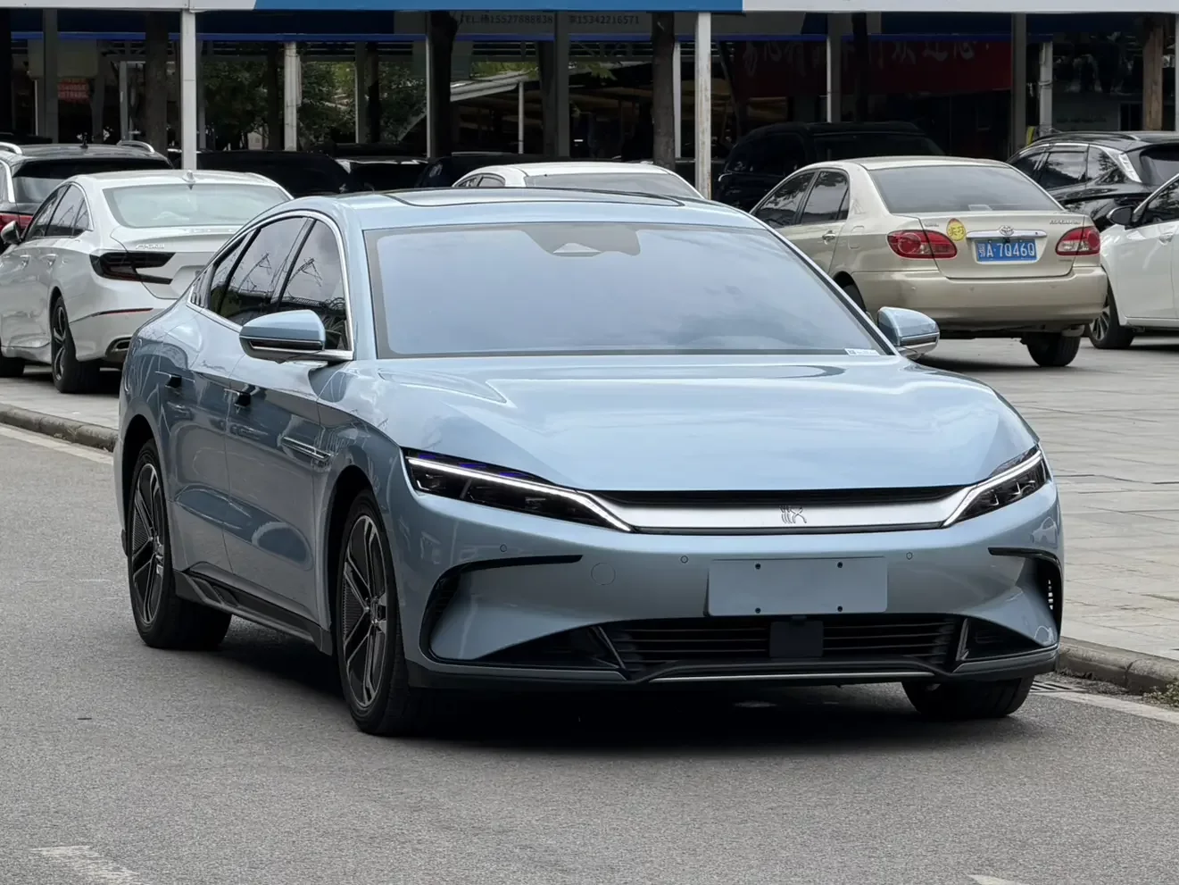 BYD Han EV