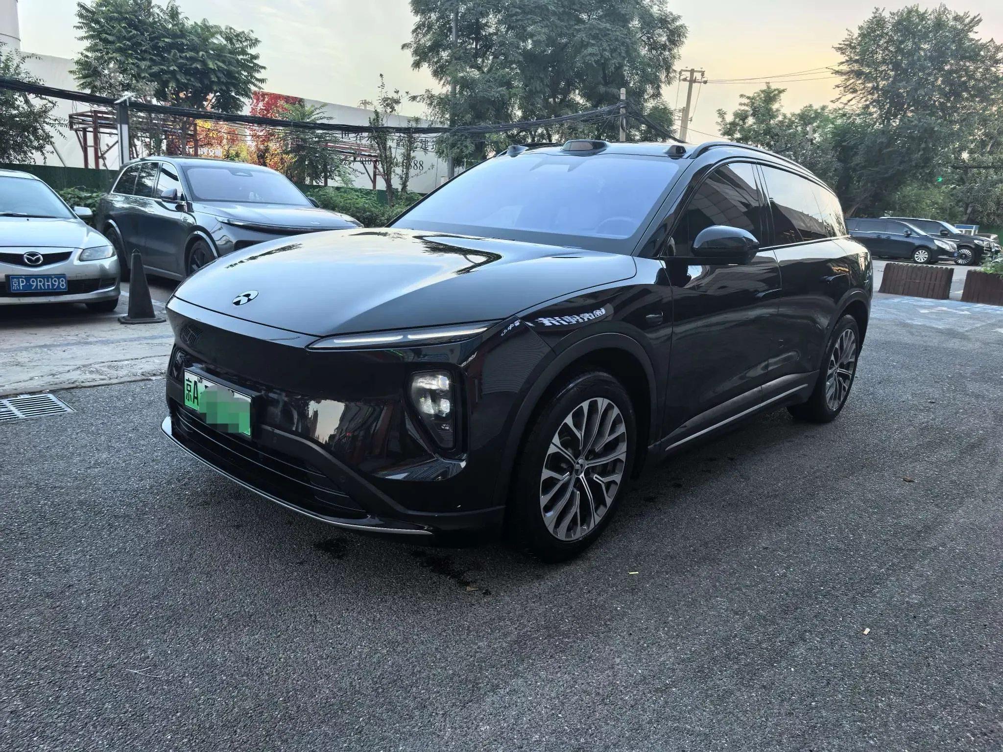 NIO ES6