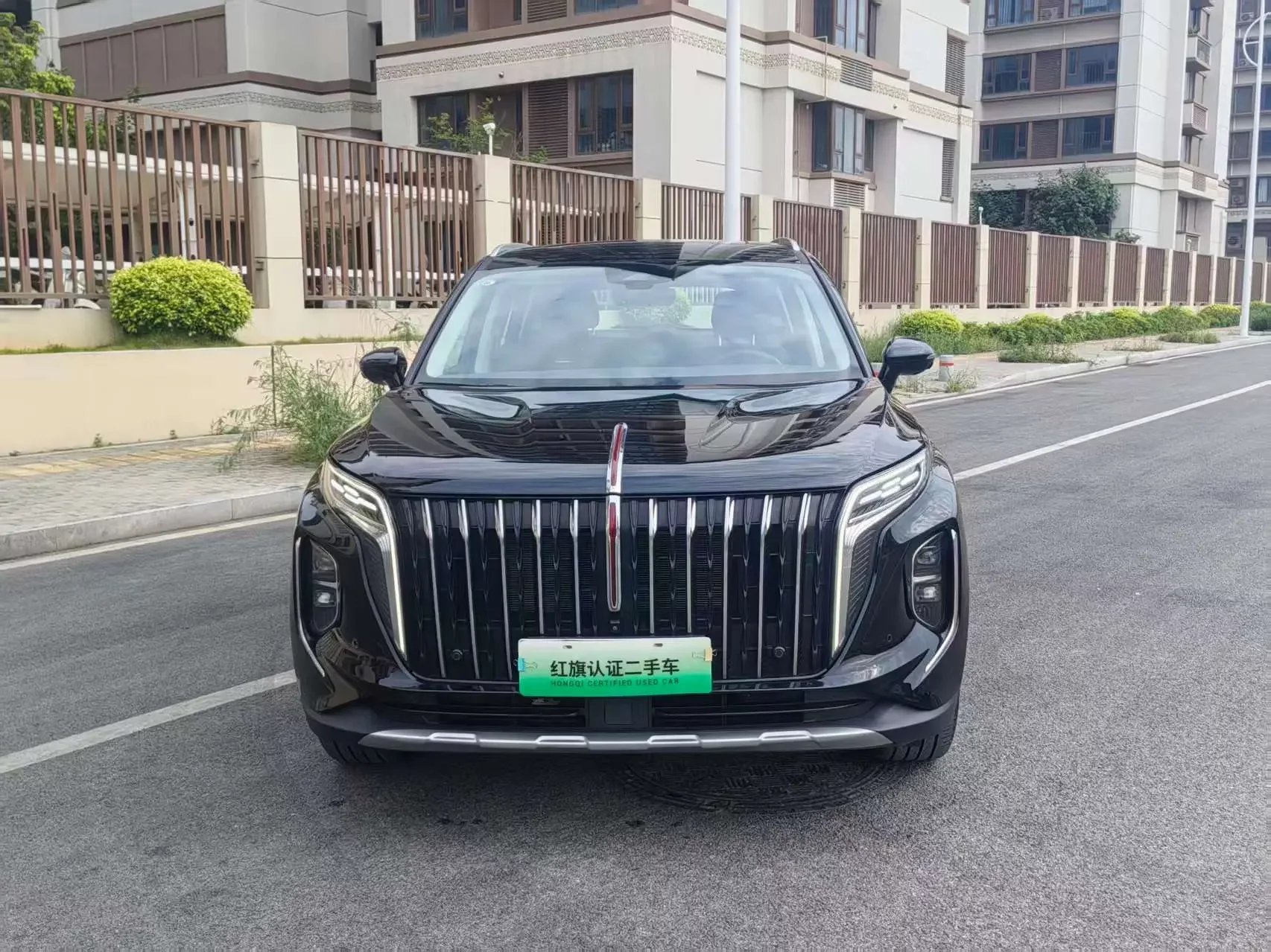Hongqi HS7 PHEV