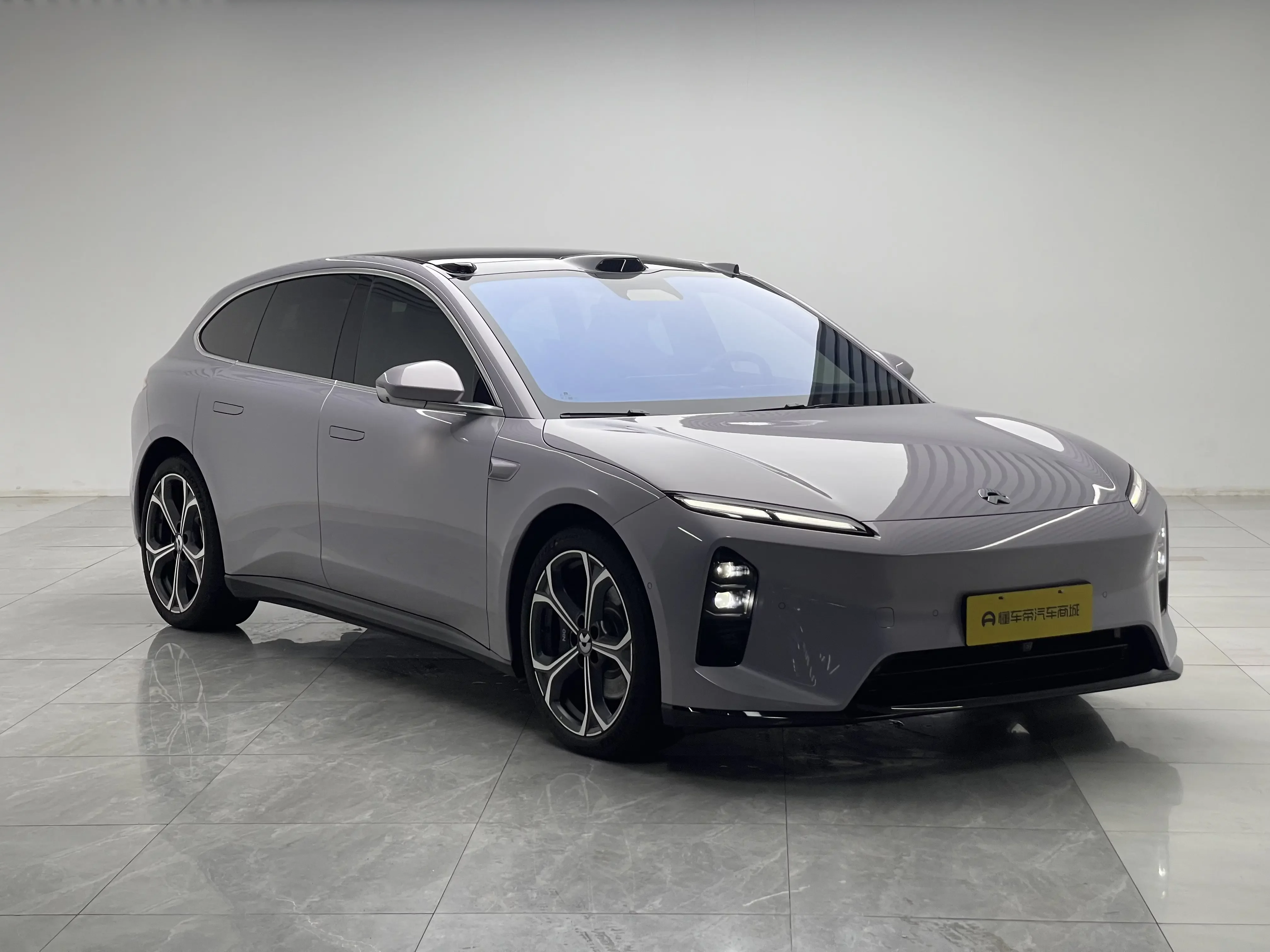 NIO ET5T