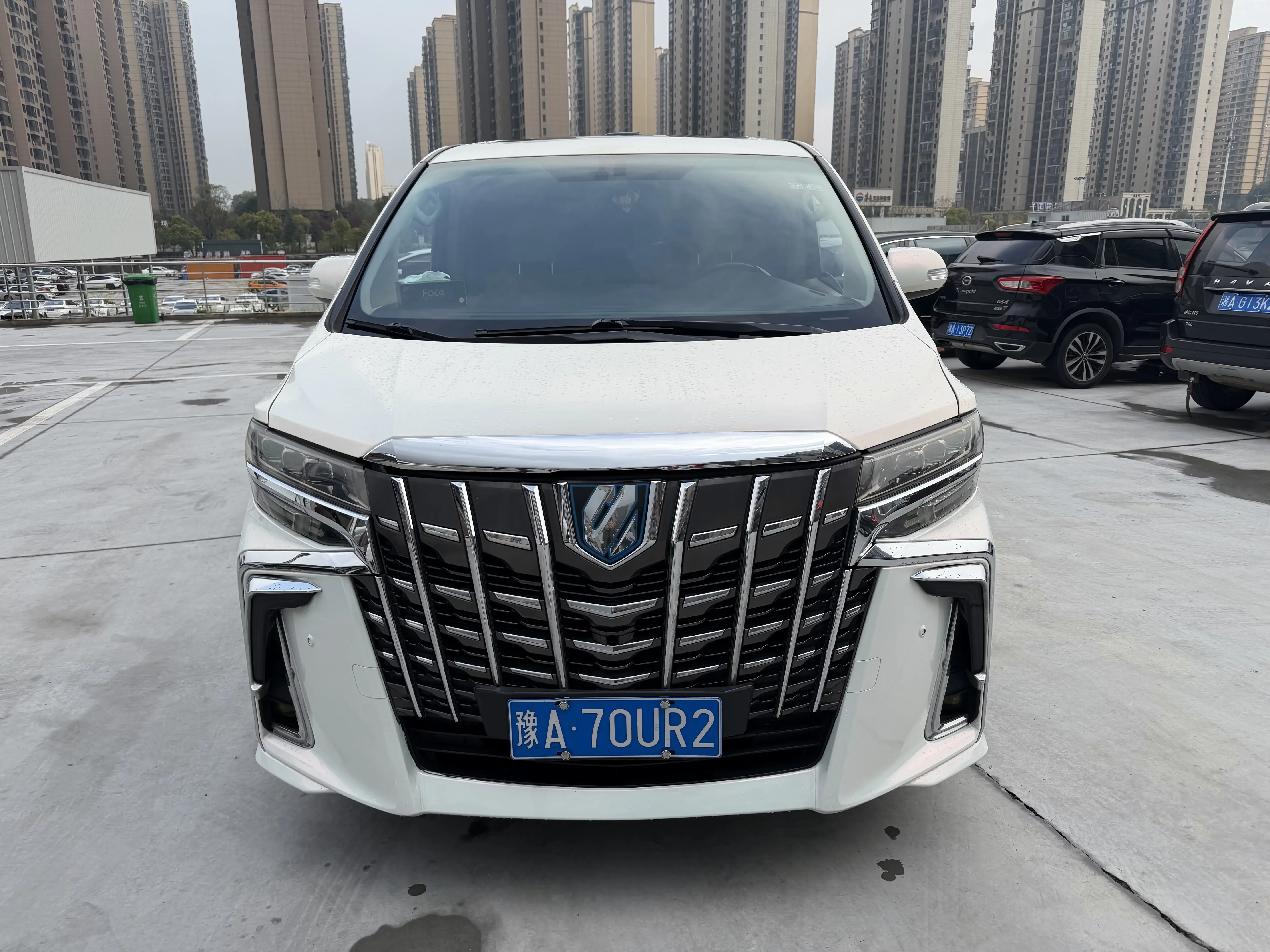 Toyota Alphard (Elfa)