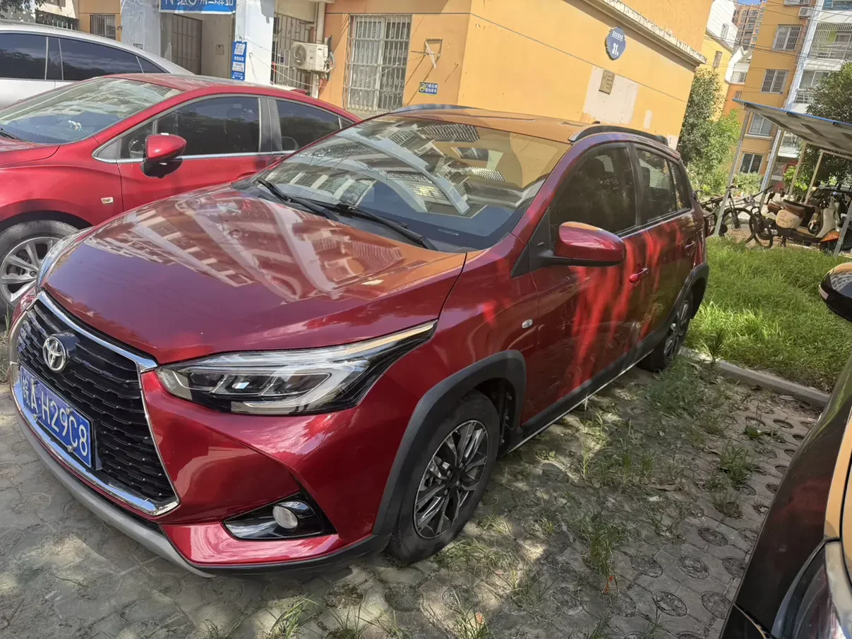 Toyota Yaris L
