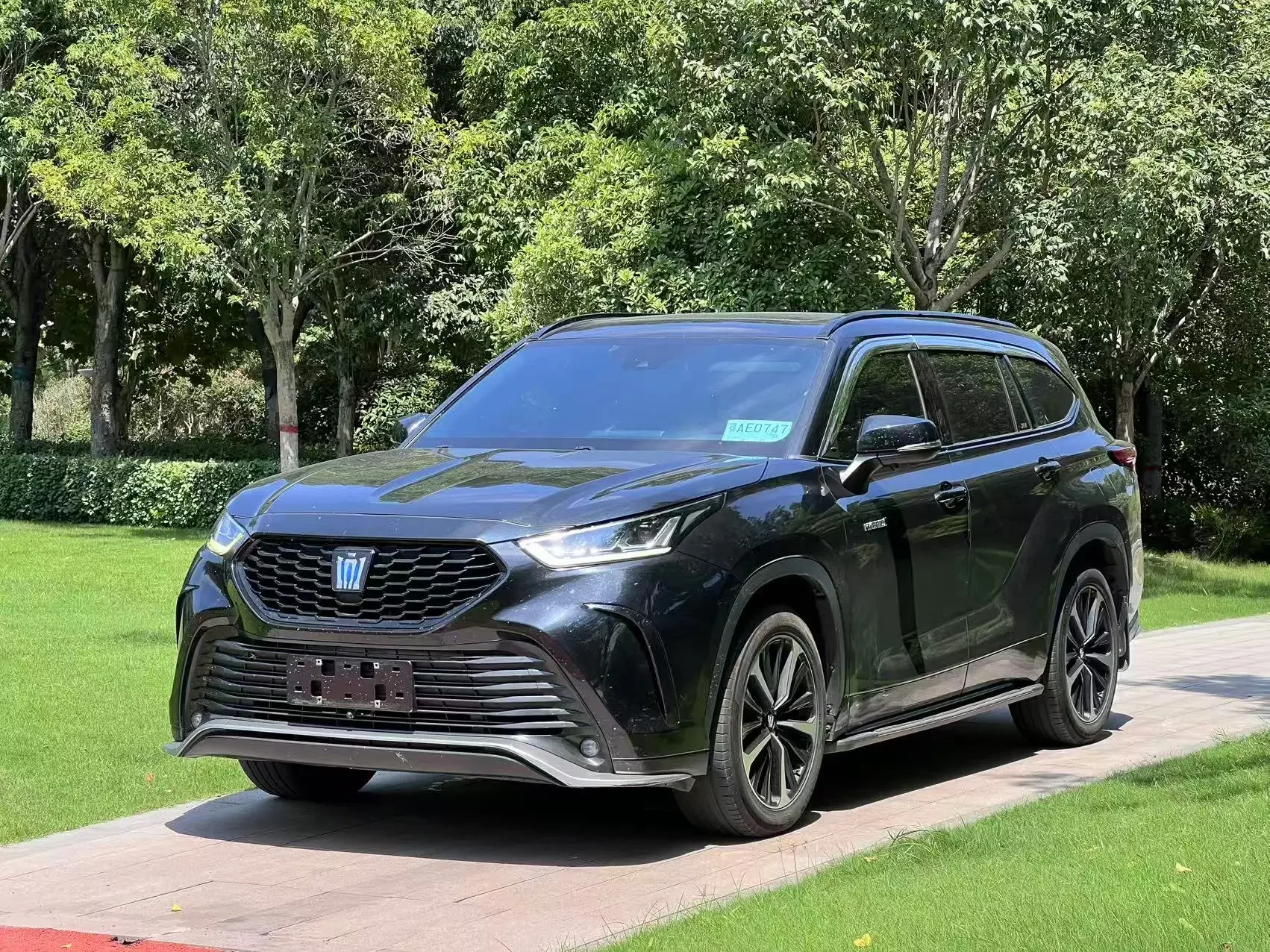 Toyota Crown Kluger